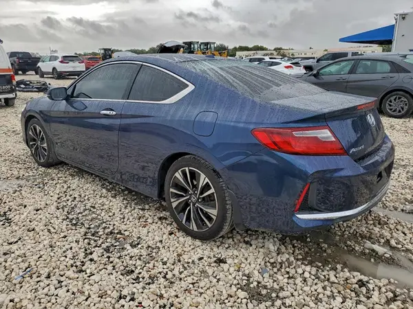 1HGCT1B80HA001458 2017 HONDA ACCORD - Image 2