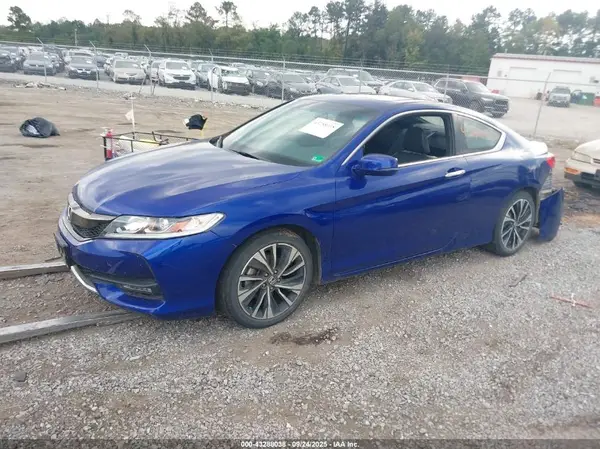 1HGCT1B80HA009768 2017 HONDA ACCORD - Image 2