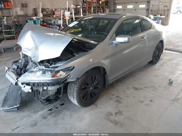1HGCT1B82GA003971 2016 HONDA ACCORD - Image 2
