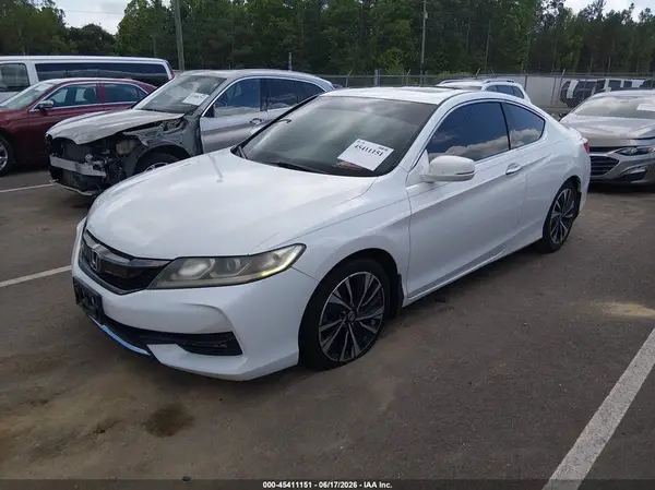 1HGCT1B82HA001526 2017 HONDA ACCORD - Image 2