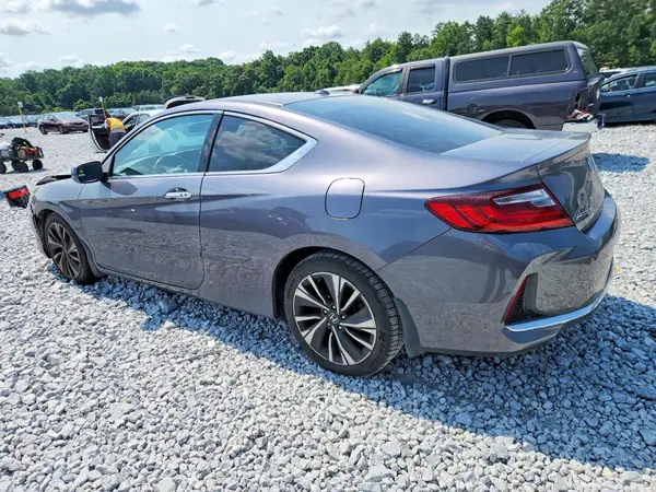 1HGCT1B82HA010100 2017 HONDA ACCORD - Image 2