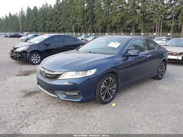 1HGCT1B83HA001972 2017 HONDA ACCORD - Image 2