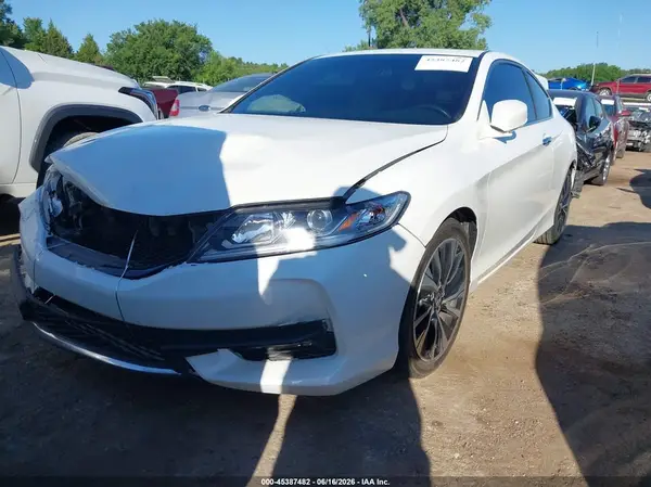 1HGCT1B86HA001495 2017 HONDA ACCORD - Image 2