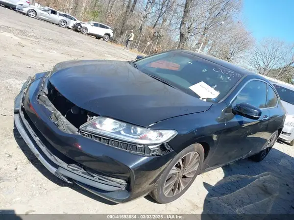 1HGCT1B86HA007216 2017 HONDA ACCORD - Image 2