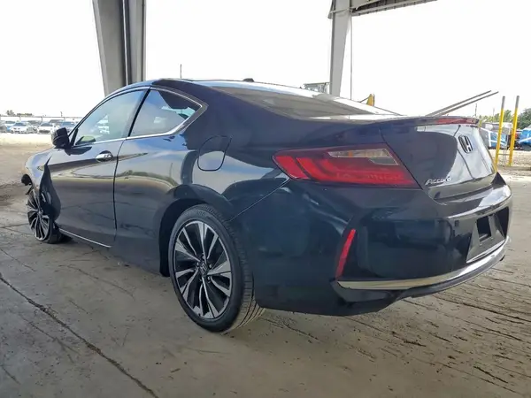 1HGCT1B87HA005037 2017 HONDA ACCORD - Image 2