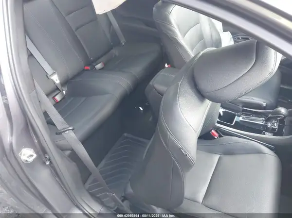 1HGCT1B89HA000289 2017 HONDA ACCORD - Image 8