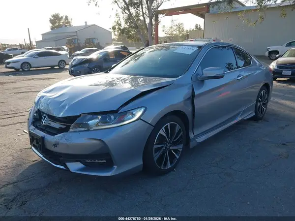 1HGCT1B8XHA005307 2017 HONDA ACCORD - Image 2