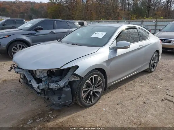 1HGCT1B8XHA007672 2017 HONDA ACCORD - Image 2