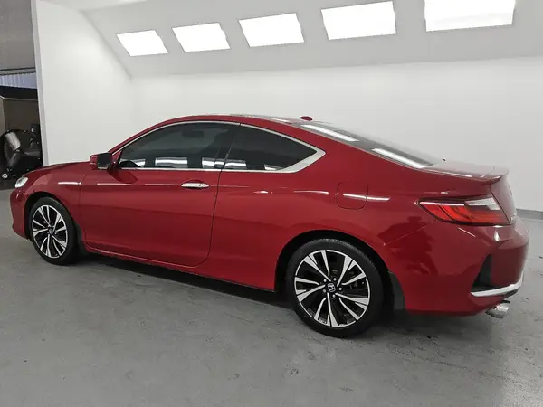 1HGCT2A82HA006460 2017 HONDA ACCORD - Image 2