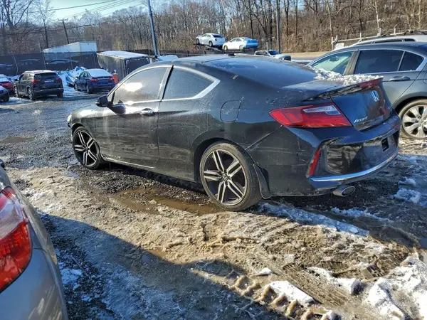 1HGCT2B01HA002683 2017 HONDA ACCORD - Image 2