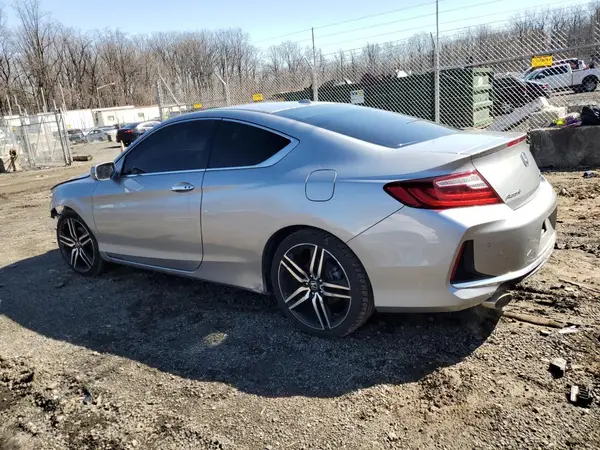 1HGCT2B02HA006290 2017 HONDA ACCORD - Image 2