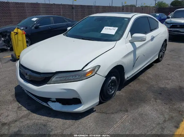 1HGCT2B04HA000474 2017 HONDA ACCORD - Image 2