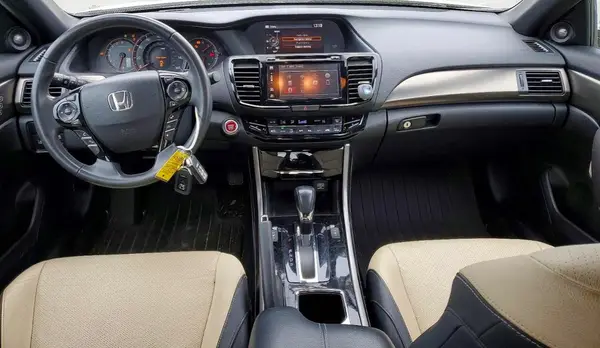 1HGCT2B05GA005603 2016 HONDA ACCORD - Image 8
