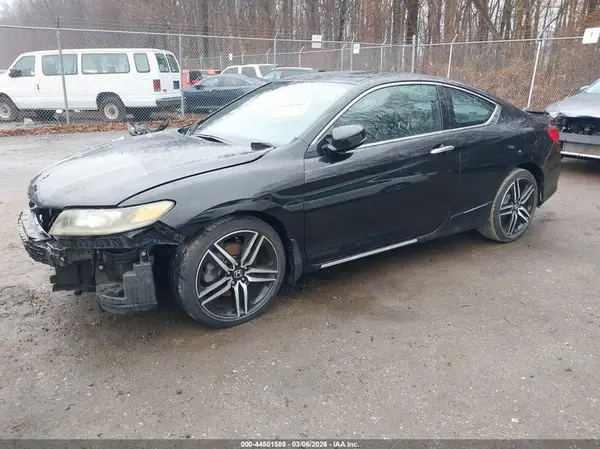 1HGCT2B05HA005988 2017 HONDA ACCORD - Image 2