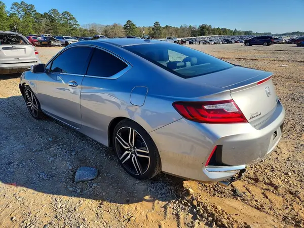 1HGCT2B06HA006289 2017 HONDA ACCORD - Image 2