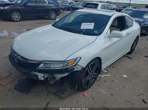 1HGCT2B07HA002865 2017 HONDA ACCORD - Image 2