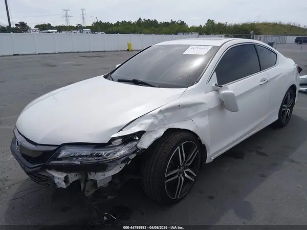 1HGCT2B07HA003448 2017 HONDA ACCORD - Image 2