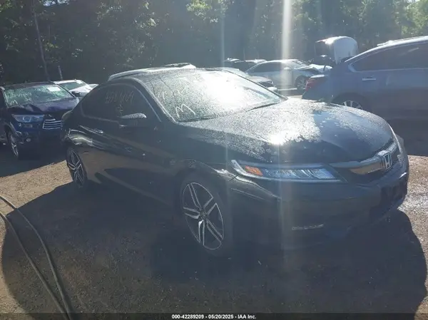 1HGCT2B09HA004245 2017 HONDA ACCORD - Image 1