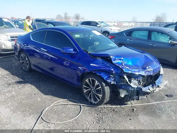 1HGCT2B82HA002729 2017 HONDA ACCORD - Image 1