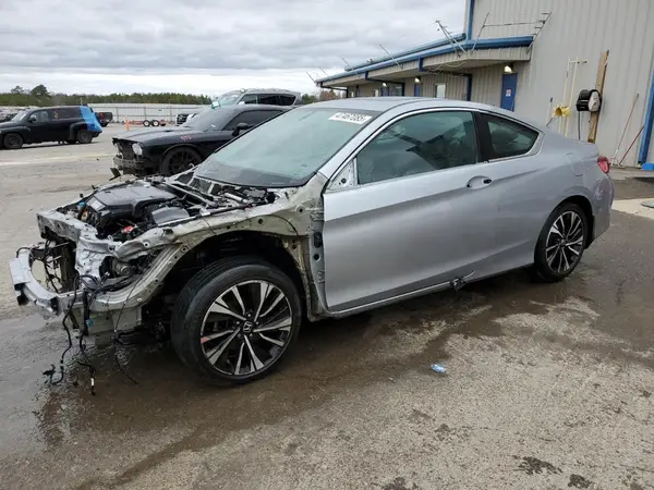 1HGCT2B82HA007087 2017 HONDA ACCORD - Image 1
