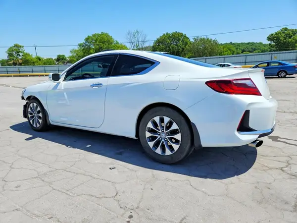1HGCT2B83HA000455 2017 HONDA ACCORD - Image 2