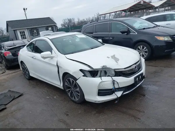 1HGCT2B83HA005560 2017 HONDA ACCORD - Image 1