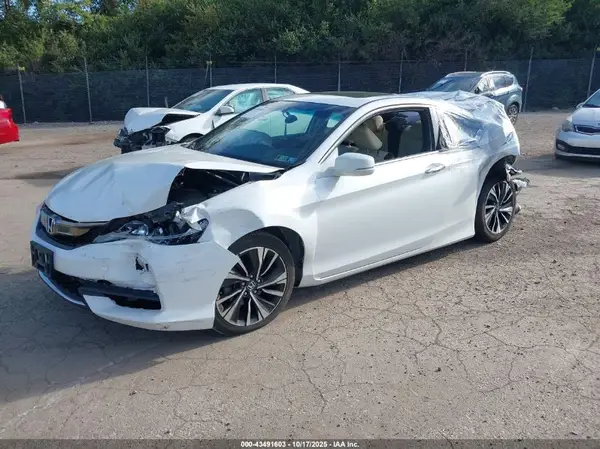 1HGCT2B84GA001256 2016 HONDA ACCORD - Image 2