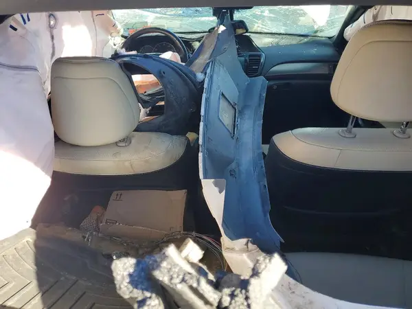 1HGCT2B84HA000027 2017 HONDA ACCORD - Image 8