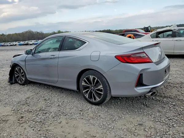 1HGCT2B85HA001316 2017 HONDA ACCORD - Image 2