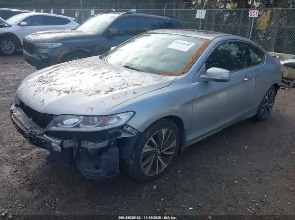 1HGCT2B86HA003348 2017 HONDA ACCORD - Image 2