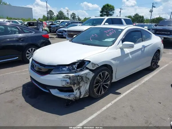 1HGCT2B86HA003754 2017 HONDA ACCORD - Image 2