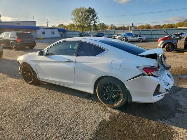 1HGCT2B87HA005562 2017 HONDA ACCORD - Image 2