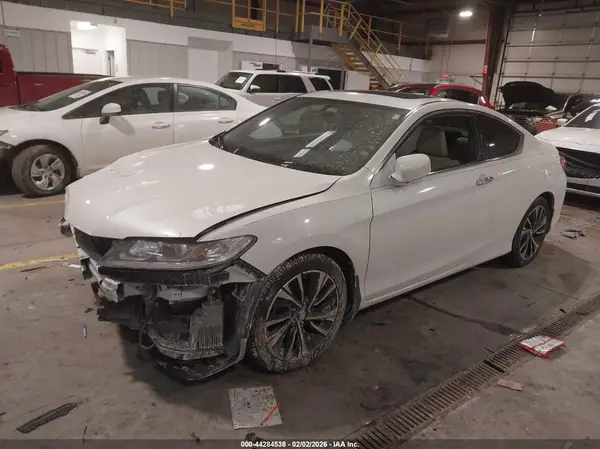 1HGCT2B88HA005554 2017 HONDA ACCORD - Image 2