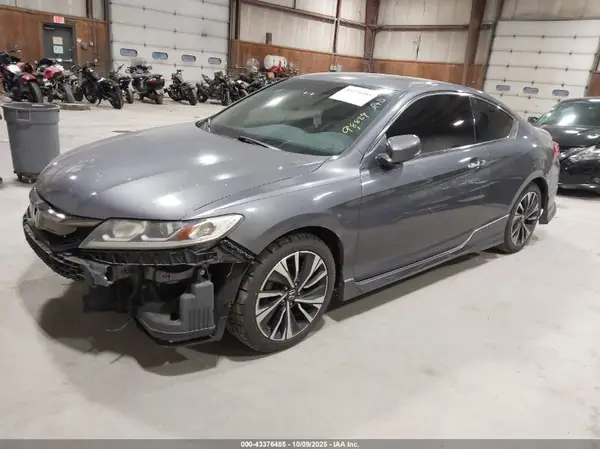 1HGCT2B89HA000153 2017 HONDA ACCORD - Image 2