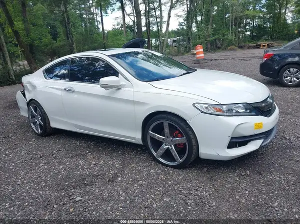 1HGCT2B8XHA001652 2017 HONDA ACCORD - Image 1