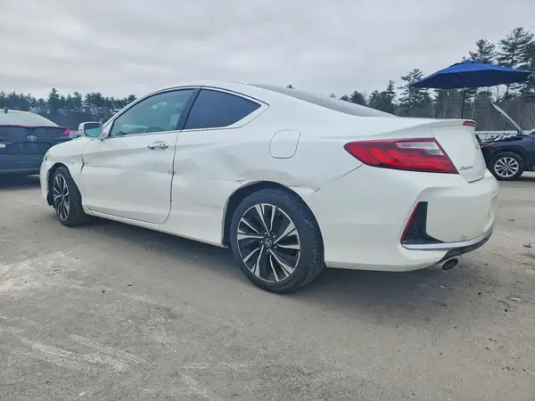 1HGCT2B8XHA002526 2017 HONDA ACCORD - Image 2