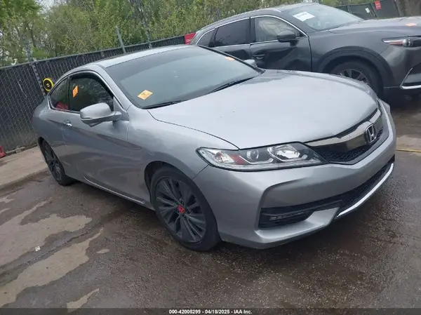 1HGCT2B8XHA003630 2017 HONDA ACCORD - Image 1
