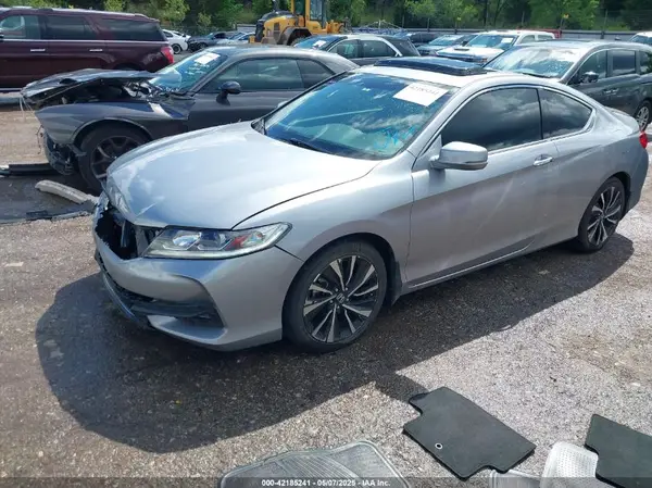 1HGCT2B8XHA007337 2017 HONDA ACCORD - Image 2