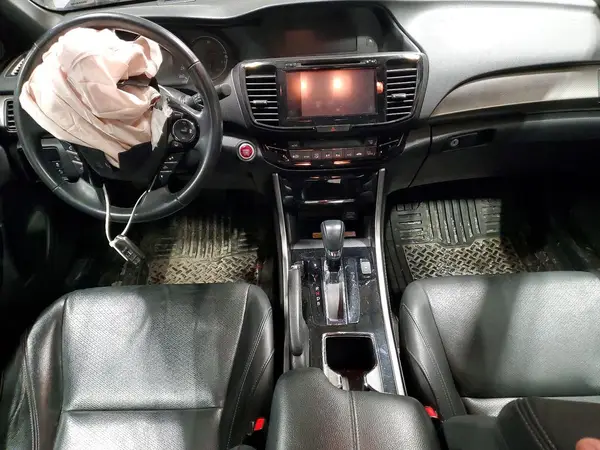 1HGCT2B96HA800160 2017 HONDA ACCORD - Image 8