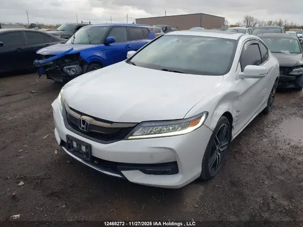 1HGCT2B99HA800380 2017 HONDA ACCORD - Image 2