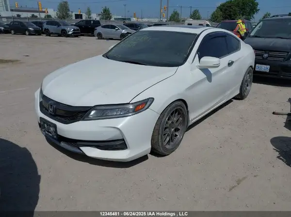 1HGCT2B9XGA800063 2016 HONDA ACCORD - Image 2