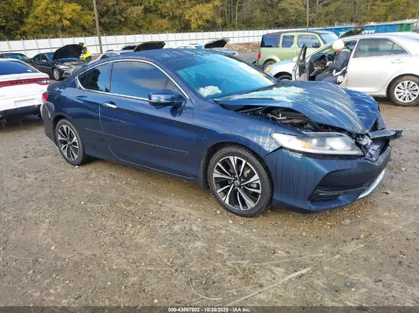 1HGCT2B9XHA002941 2017 HONDA ACCORD - Image 1