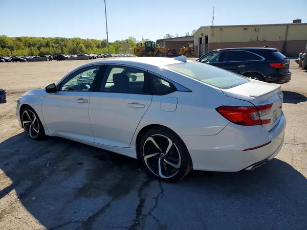 1HGCV1E30JA004182 2018 HONDA ACCORD - Image 2