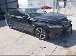 1HGCV1E30JA025520 2018 HONDA ACCORD