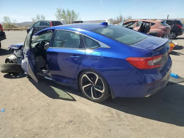 1HGCV1E30JA236734 2018 HONDA ACCORD - Image 2