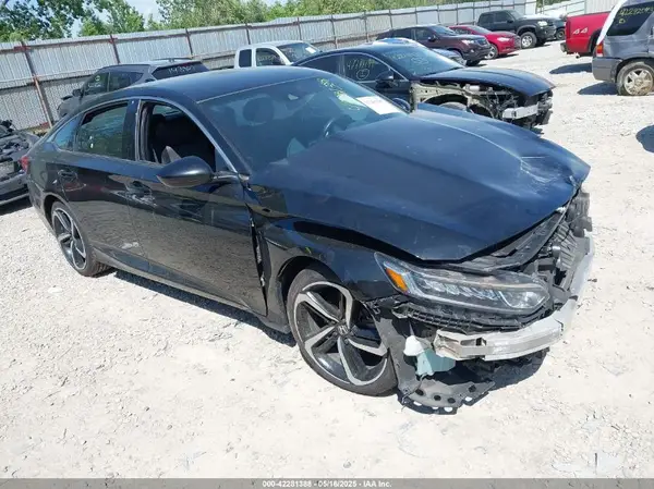 1HGCV1E31JA003705 2018 HONDA ACCORD - Image 1
