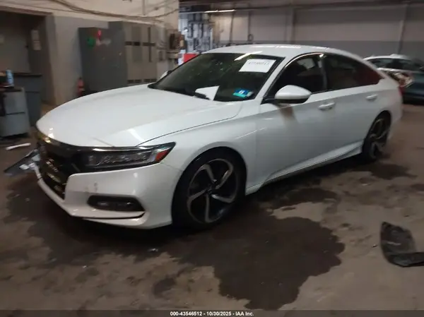 1HGCV1E31JA036574 2018 HONDA ACCORD - Image 2