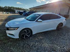 1HGCV1E31KA136983 2019 HONDA ACCORD