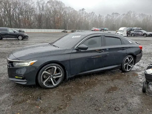1HGCV1E32JA003714 2018 HONDA ACCORD - Image 1