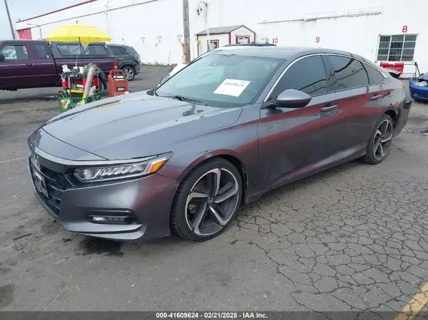1HGCV1E32JA049298 2018 HONDA ACCORD - Image 2